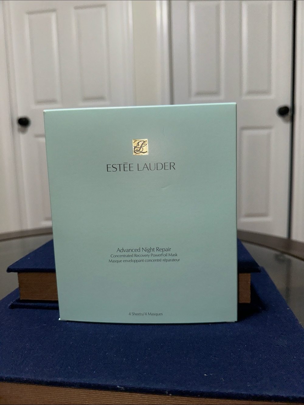 Estee Lauder Advanced Night Repair Mask - light aqua with gold logo